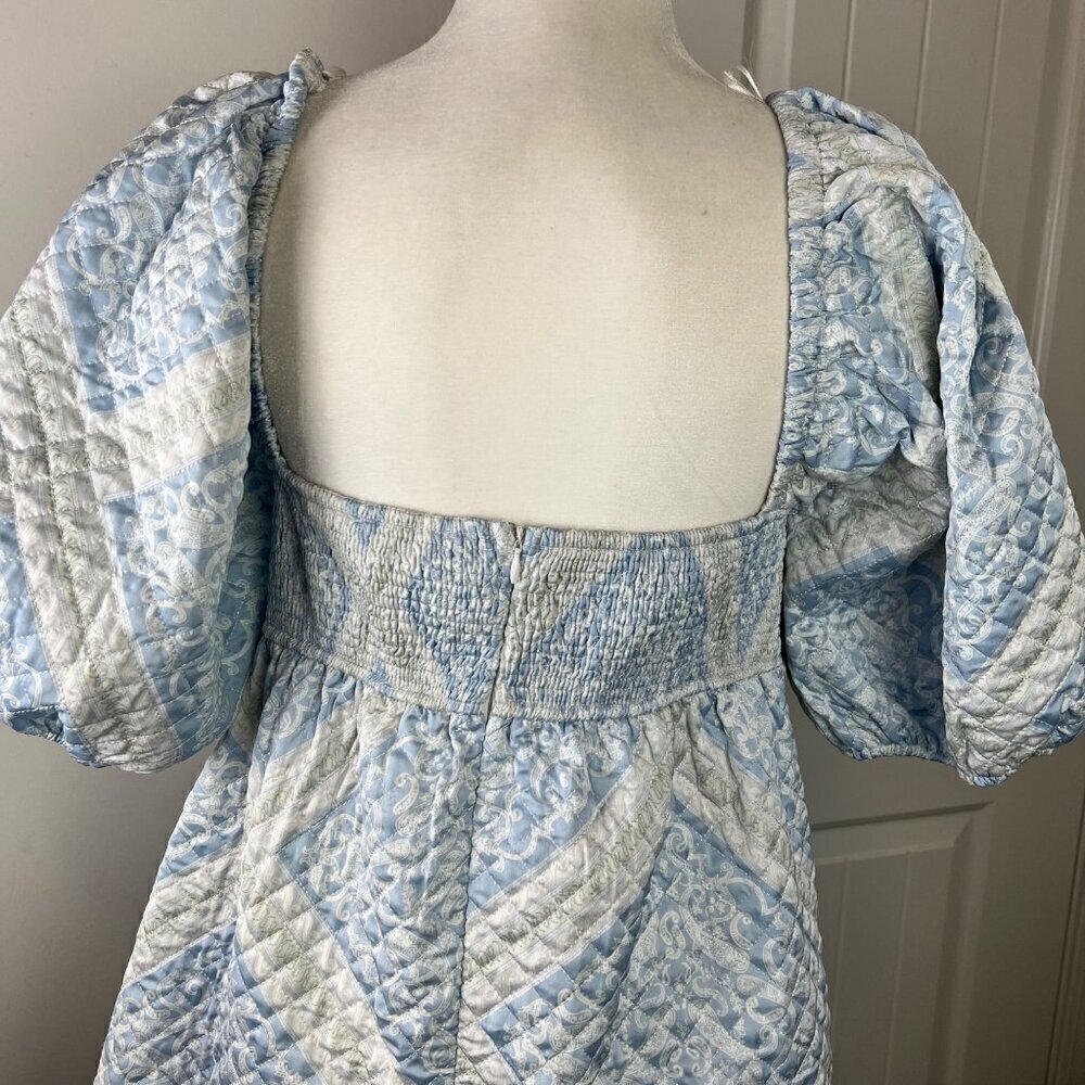 En Saison Aim to Impress Quilted Satin Puff Sleeve Mini Dress Size M Blue Print - Picture 9 of 16
